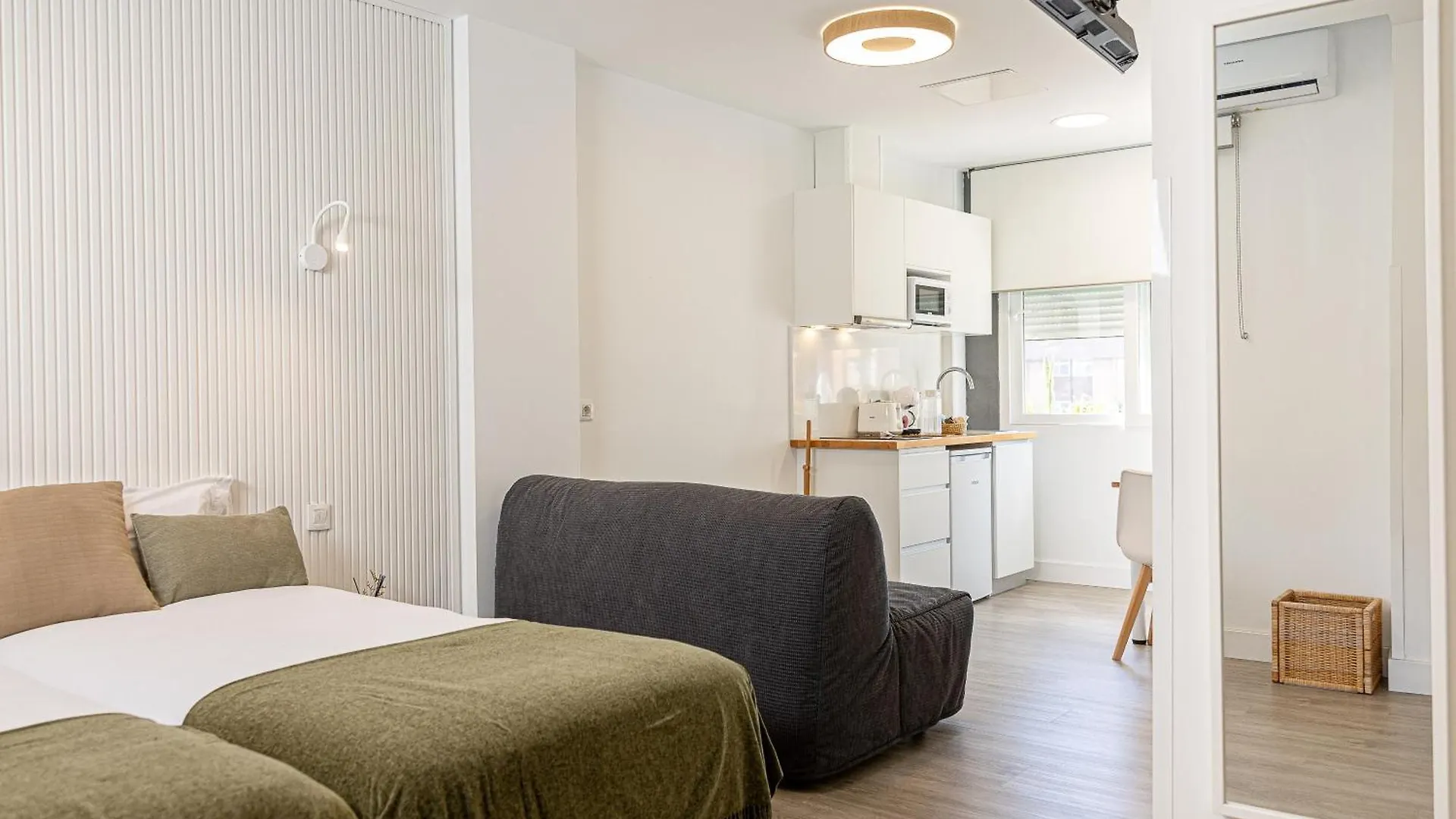 Bambu Suites Vegueta Alquiler Por Habitacion Las Palmas de Gran Canaria 0*,  Spagna